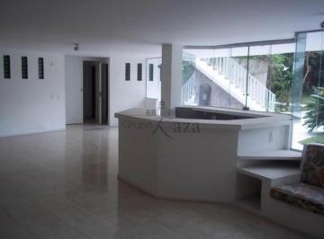 Casa · 1890m² · 4 Quartos · 9 Vagas · EXCELENTE CASA no Morumbi com 800M² em terreno de 1.890M² com 4 dormitorios, sendo 2 suites e 9 vaga