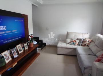 Casa · 130m² · 3 Quartos · 3 Vagas · Sobrado Frontal com 3 dormitórios sendo 1 suite e 3 vagas no Cangaíba