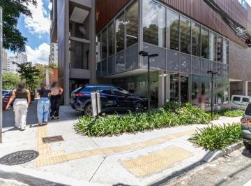 Comercial · 377m² · 13 Quartos · 12 Vagas · Loja na Rua Barão do Triunfo, N. 551 • 377 m²