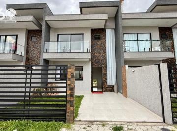 Casa · 118m² · 3 Quartos · 1 Vaga · Sobrado recém construído para 8 pessoas à 130m da praia. [LOCAÇÃO POR TEMPORADA]