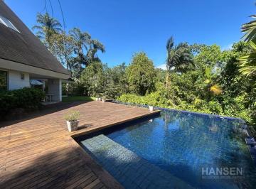 b75d698a02e574142a860f79d7905045c1fbedf6 · Casa com 3 suítes à venda, 387 m² por R$ 3.800.000 - América - Joinville/SC