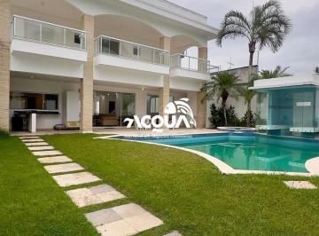 24974391_4.jpg · Casa na Enseada, próximo da praia.
