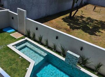 Casa · 227m² · 4 Quartos · 2 Vagas · Casa em HortoVille | Abrantes