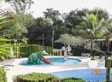 CASA COND. ROYAL FOREST RESIDENCE | 3 Suítes. · CASA COND. ROYAL FOREST RESIDENCE | 3 Suítes.