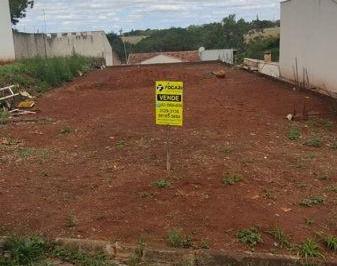Terreno - Em rua Residencial Verona · Terreno - Em rua Residencial Verona