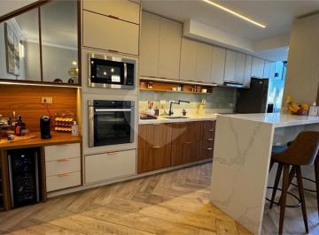 Casa · 182m² · 3 Quartos · 2 Vagas · Condomínio com 3 quartos à venda em Vila pereira cerca - SP