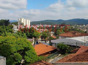 ce83fd0c0ba2b5e3eaddf92587d69cc2.jpg · Casa terrea de 147m² com 3 quartos