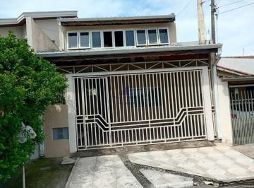 Foto 04 · Casa comercial à venda em Taubaté-SP, bairro Estiva: 3 quartos, 1 suíte, 1 sala, 2 banheiros, 1 vaga