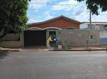 3efd33d748b6e789c07e91af2aa888b055344bb2 · Casa com 2 dormitórios à venda, 129 m² por R$ 380.000,00 - América - Barretos/SP