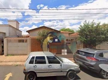 1d630515661167ea6df5f23701247c55da77452a · Casa com 5 dormitórios à venda, 281 m² por R$ 860.000,00 - Centro - Barretos/SP
