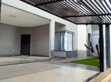 Casa de 4 quartos, Rio Verde · Casa à venda no Solar dos Ataídes 2ª Etapa com 4 quartos e área gourmet.