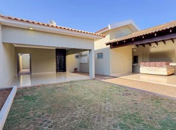 Casa de 3 quartos, Rio Verde · Casa de alto padrão à venda no Residencial Gameleira II com 3 suítes, área gourmet.