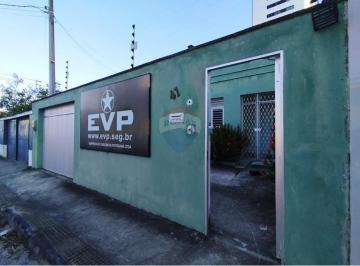 Casa · 247m² · 5 Quartos · 1 Vaga · Casa dos Sonhos em Recife: Conforto e Segurança!