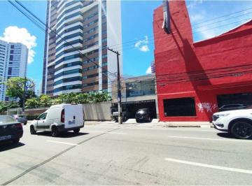 Casa · 332m² · 4 Quartos · 2 Vagas · "Oportunidade Única: Terreno Madalena, Recife"