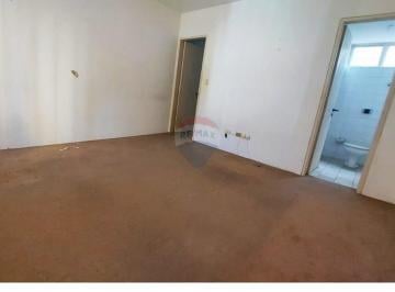 Comercial · 24m² · 6 Vagas · Sala comercial no Edifício Miguel de Cervantes