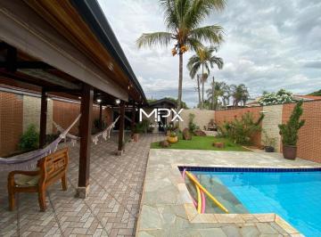 Casa · 220m² · 2 Quartos · 2 Vagas · Casa à venda em Piracicaba, Dois Córregos, com 2 quartos, com 220 m², Jardim Vila Verde