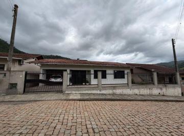 Casa · 180m² · 4 Quartos · 1 Vaga · Casa  RODEIO - SC