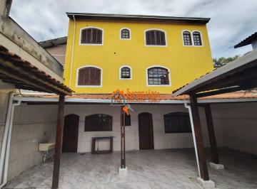 Casa · 200m² · 3 Quartos · 10 Vagas · Sobrado em Jardim Santa Clara, Guarulhos/SP de 200m² 3 quartos à venda por R$ 900.000,00