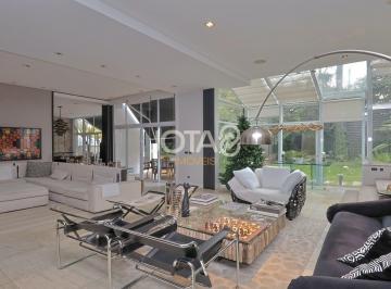 Casa · 765m² · 6 Quartos · 4 Vagas · Casa à venda - em Ecoville