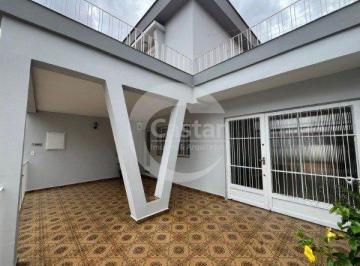 Casa · 232m² · 2 Quartos · 3 Vagas · Sobrado em Vila Regente Feijó