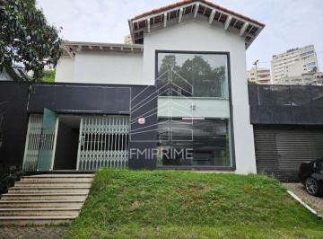Comercial · 336m² · 3 Quartos · 21 Vagas · Casa comercia reformada para alugar na AV Pacaembu - Próximo ao Estádio