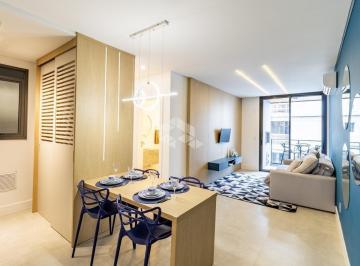 Apartamento · 78m² · 2 Quartos · 1 Vaga · Apartamento a venda em Jurerê, uma quadra da praia