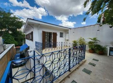 Casa de 3 quartos, São Paulo · Sobrado a venda com 232m² com 3 quartos e 4 vagas no Butantã