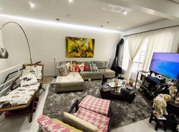 Casa · 106m² · 3 Quartos · 2 Vagas · Casa em Condomínio com Lareira, Suíte com Closet e 2 Vagas