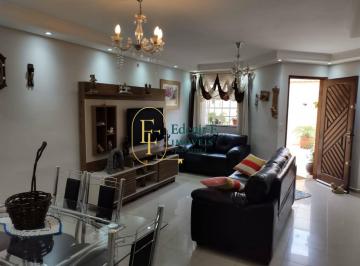 Casa · 152m² · 3 Quartos · 3 Vagas · Sobrado em Condomínio Fechado com 3 Vagas, 3 Quartos com 2 Suítes