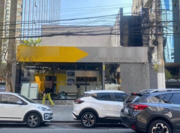 Comercial · 561m² · Loja na Rua Bandeira Paulista, N. 676 • 561 m²