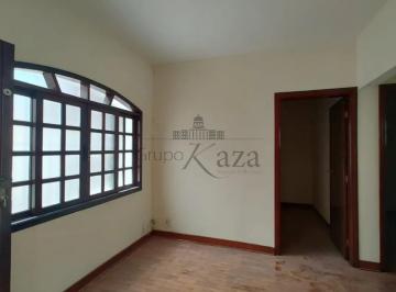 Casa · 92m² · 3 Quartos · 1 Vaga · Oportunidade - Casa - Jacareí - Centro - 3 Dormitórios - 92m².