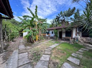 Casa de 4 quartos, São Sebastião · 3 casas em um só terreno