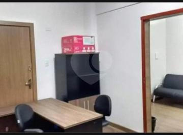 -SALA COMERCIAL COM 30m², NO BAIRRO CENTRO, COM 1 BANHEIRO.

-Sua Próxima Conqui · Sala comercial de 30m² a venda no Centro