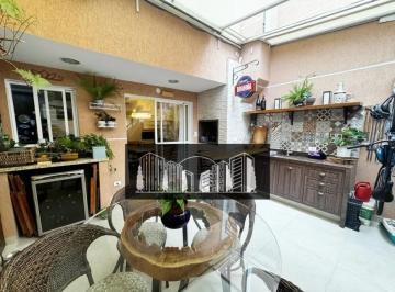 Casa de 3 quartos, São Paulo · Sobrado com 144m² na Chácara Santo Antônio (Zona Sul)
