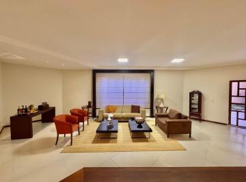 Casa de 4 quartos, Brasília · QI 4 - 4 QUARTOS - SUÍTES - VARANDA - PISCINA - CINEMA - ACEITA PERMUTA