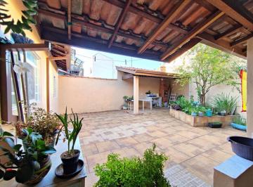 Casa de 3 quartos, Bragança Paulista · Casa à Venda no Bairro Parque Brasil em Bragança Paulista!