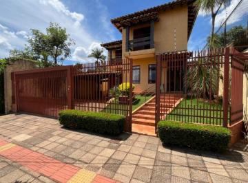 Casa · 211m² · 3 Quartos · 2 Vagas · Sobrado à venda, 3 quartos, 2 suítes, 2 vagas, Vila Antônio Vendas - Campo Grande/MS