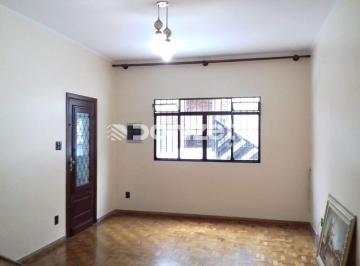 Casa · 250m² · 3 Quartos · 2 Vagas · Sobrado Residencial para Aluguel | 3 Quartos, 2 Vagas no Campestre – Santo André