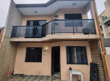 Casa · 110m² · 5 Quartos · 2 Vagas · Sobrado á venda com 5 quartos no bairro Iguaçu em Araucária - PR