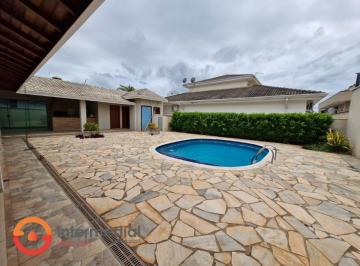 Casa · 340m² · 3 Quartos · 4 Vagas · Casa para locação com 3 dormitórios sendo 1 suíte - Condominio Flora Ville 