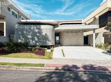 Casa · 480m² · 4 Quartos · Casa à venda - em Urbanova