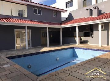 Casa · 400m² · 4 Quartos · 4 Vagas · Casa de Condomínio| 400m²| 4 Quartos| 3 Suítes| Piscina no Residencial Nove