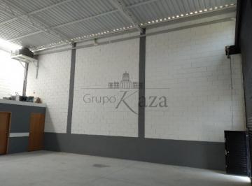 Comercial · 200m² · 4 Vagas · Oportunidade - Galpão comercial - Jardim Santa Luzia - 200m².