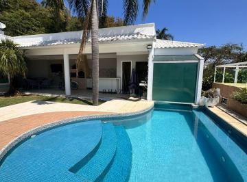 Casa · 400m² · 5 Quartos · 6 Vagas · Magnífica Casa 5 quartos piscina sauna na praia de Itaipu/Niterói
