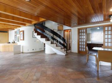 Apartamento · 196m² · 2 Quartos · 3 Vagas · Cobertura de 196m²; 2 Suítes, 3 Banheiros e 3 vagas de garagem em Perdizes!!!