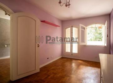 Casa · 508m² · 5 Quartos · 6 Vagas · Casa em Localização Privilegiada no Jardim Guedala com 508m²