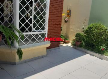Casa · 197m² · 3 Quartos · 3 Vagas · Casa com Piscina no Jardim das Industrias!!!! Terreno Inteiro!!!