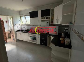 Apartamento · 69m² · 2 Quartos · 1 Vaga · Apartamento de Com ótima localização .