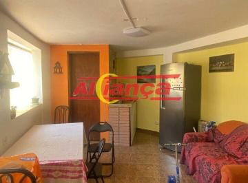 Casa · 70m² · 2 Quartos · 8 Vagas · Casa Terréa bem localizada .
