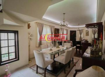 Casa · 210m² · 5 Quartos · 4 Vagas · Sobrado a venda com 210m², 5 quartos e 4 vagas - Jardim Bom Clima